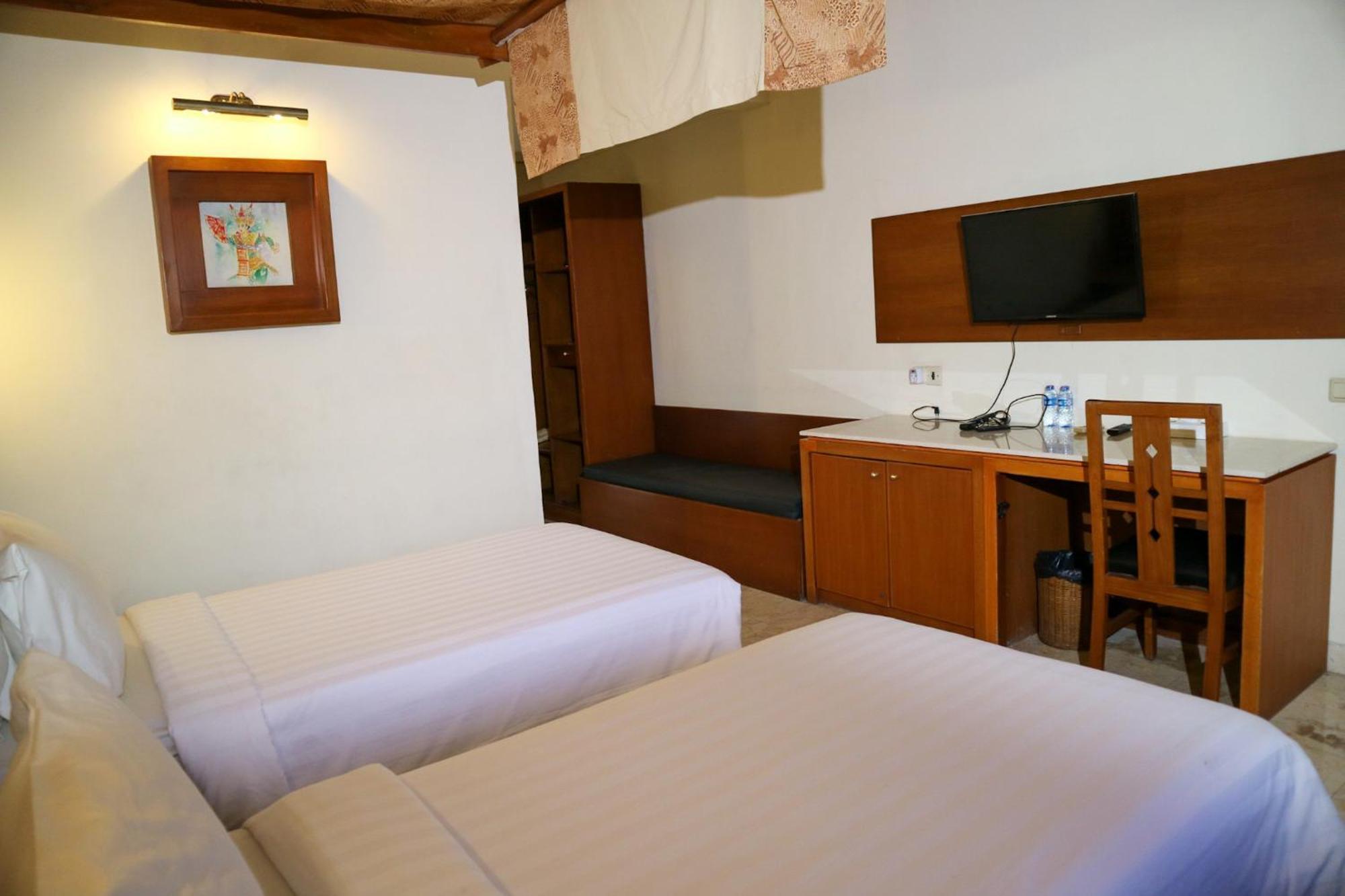 The Lagoon Bali Pool Hotel And Suites Legian Exterior foto